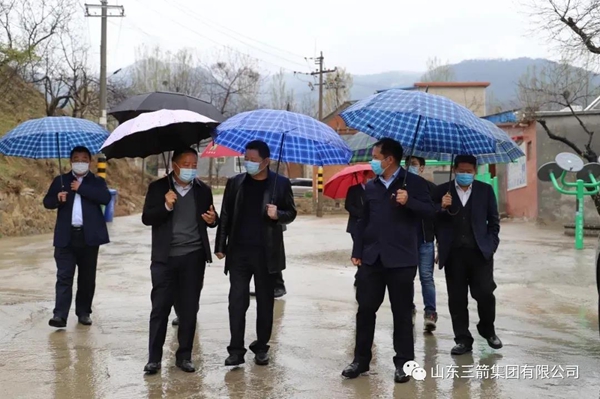 精準(zhǔn)扶貧｜山東三箭集團(tuán)董事長楊承林調(diào)研脫貧攻堅(jiān) ，確保工作成效